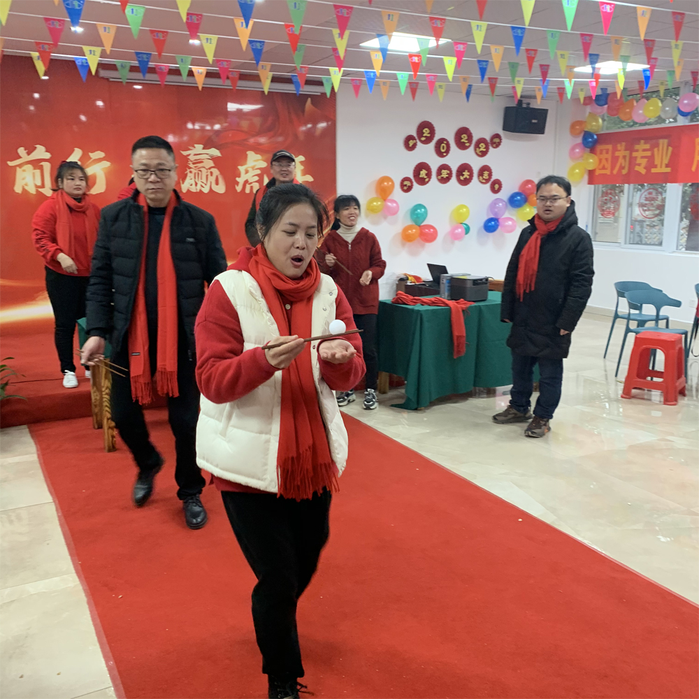 團隊夾球