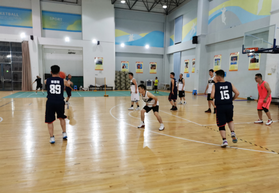 ok138太阳集团VS意格供暖 2019篮球友谊赛